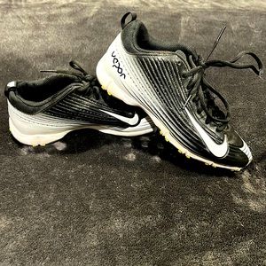 Nike Vapor Boys Baseball Cleats Size 4.5Y